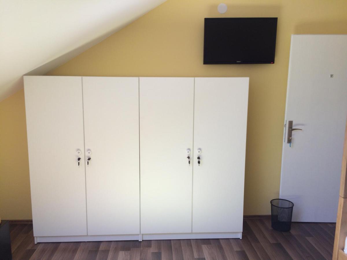 קרפינה Hostel Jedvaj מראה חיצוני תמונה