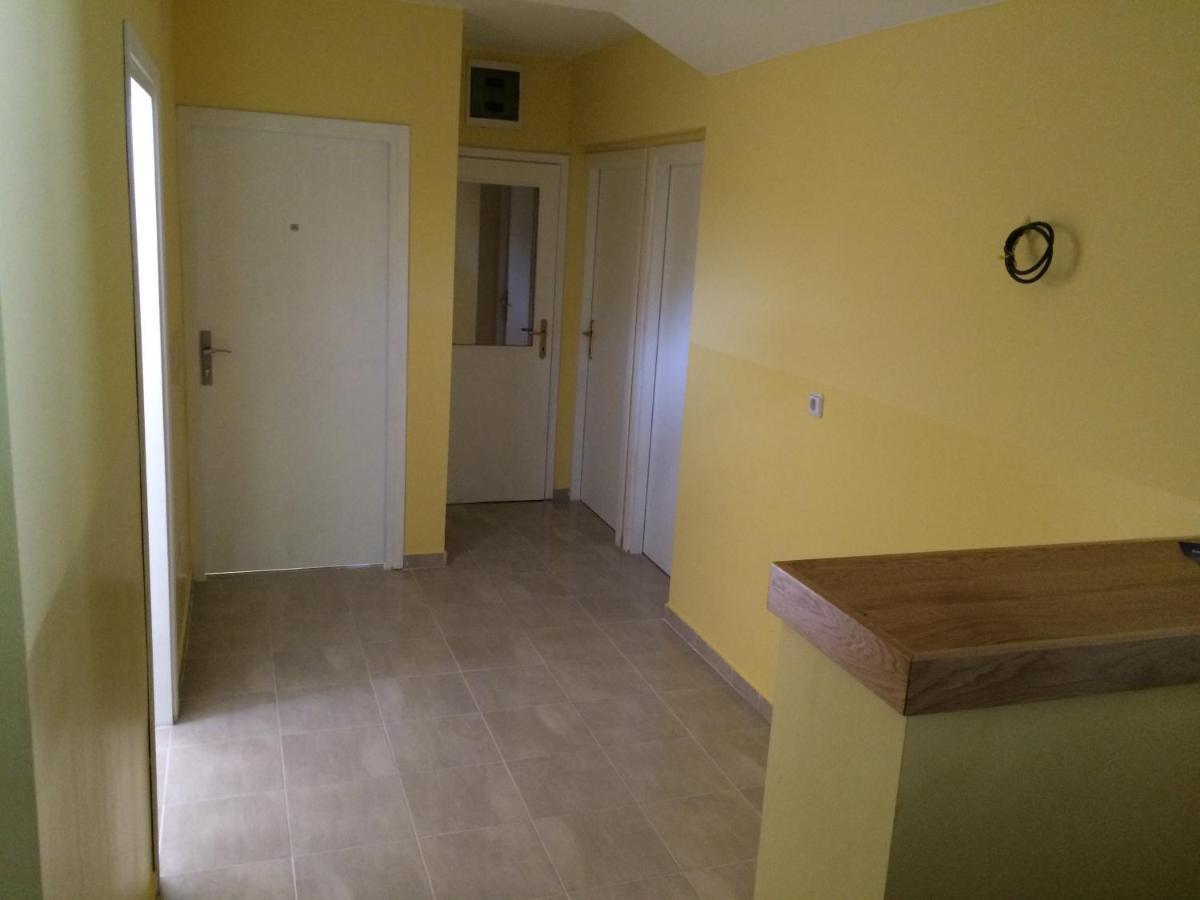 קרפינה Hostel Jedvaj מראה חיצוני תמונה