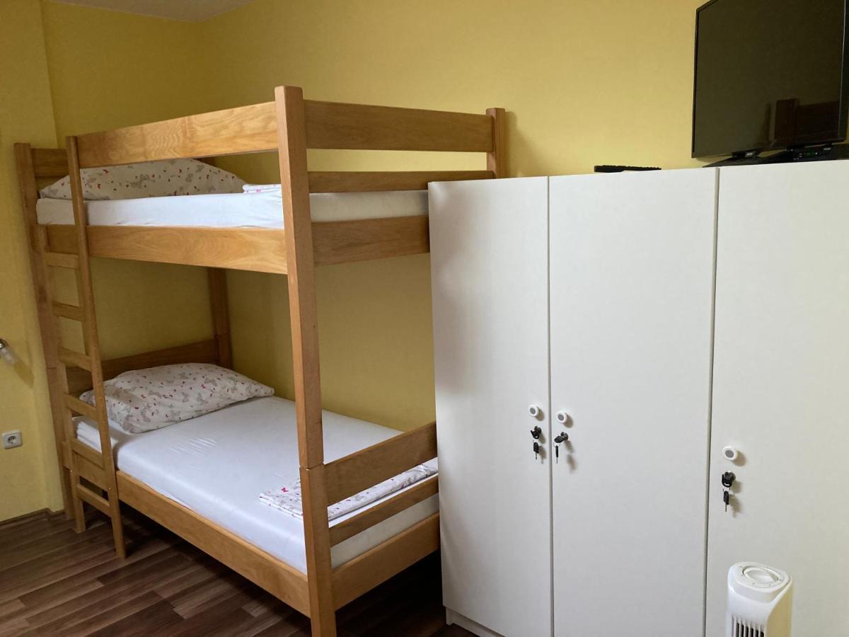 קרפינה Hostel Jedvaj מראה חיצוני תמונה